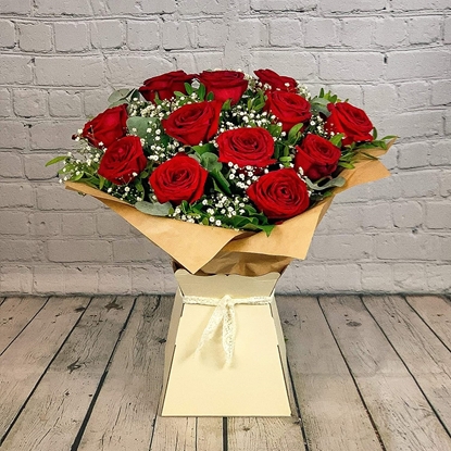 Picture of Dozen Red Roses, Beautiful Fresh Flowers with Free Delivery